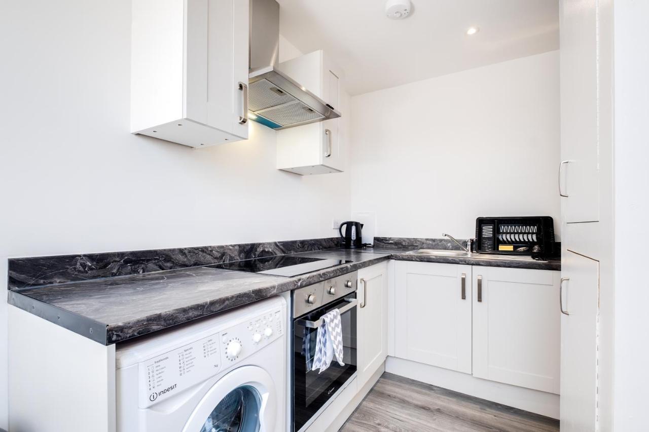 Amhc City Apartments Bradford City Centre One & Two Bedroom Apartments, 24 Hours Express Self Check In, Long Stay Contractors Welcome, Paid Parking Available Nearby エクステリア 写真