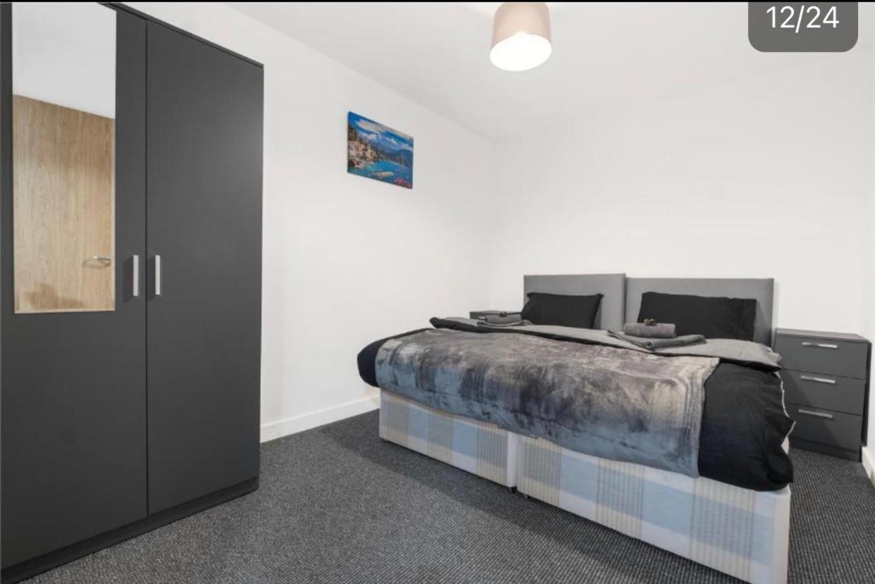 Amhc City Apartments Bradford City Centre One & Two Bedroom Apartments, 24 Hours Express Self Check In, Long Stay Contractors Welcome, Paid Parking Available Nearby エクステリア 写真